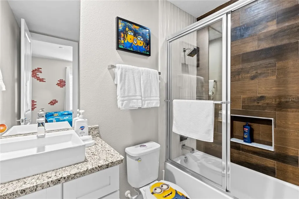 2630 Sunrise Shores Drive Kissimmee FL 34747