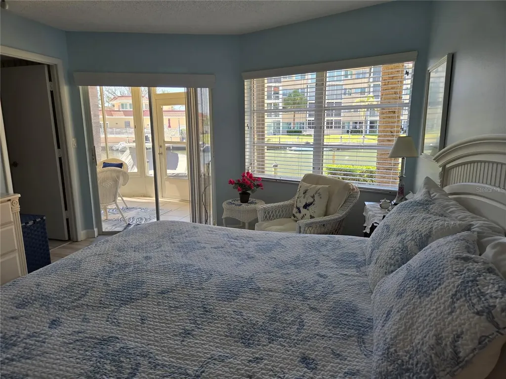1215 S Portofino Drive Sarasota FL 34242