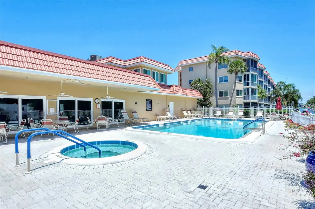 1215 S Portofino Drive Sarasota FL 34242