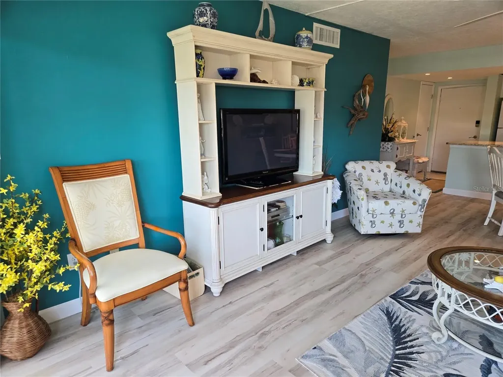 1215 S Portofino Drive Sarasota FL 34242