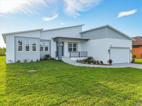 8181 Tecumseh Circle Port Charlotte FL 33981