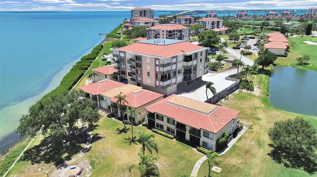 6104 Palma Del Mar Boulevard S St Petersburg FL 33715
