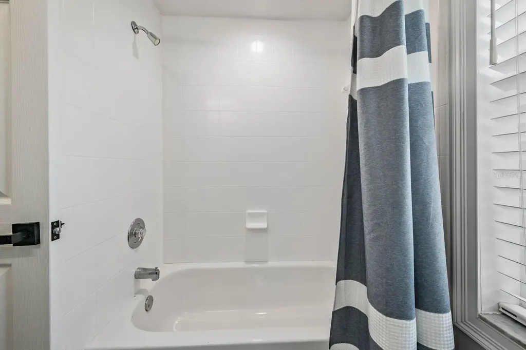 17833 Hyland Lane Dade City FL 33523