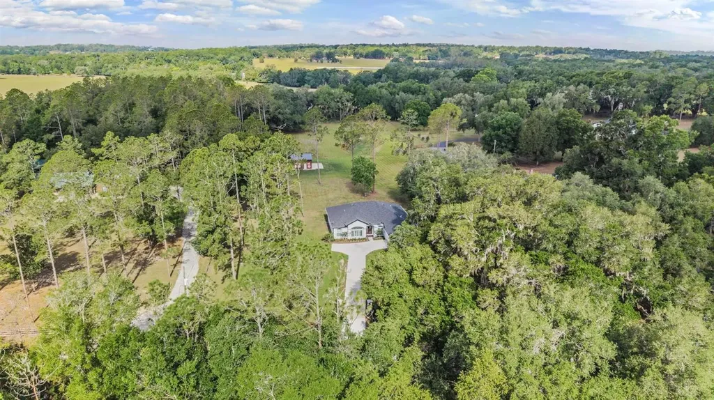 17833 Hyland Lane Dade City FL 33523