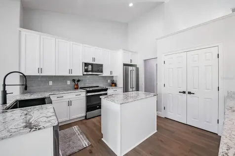 17833 Hyland Lane Dade City FL 33523