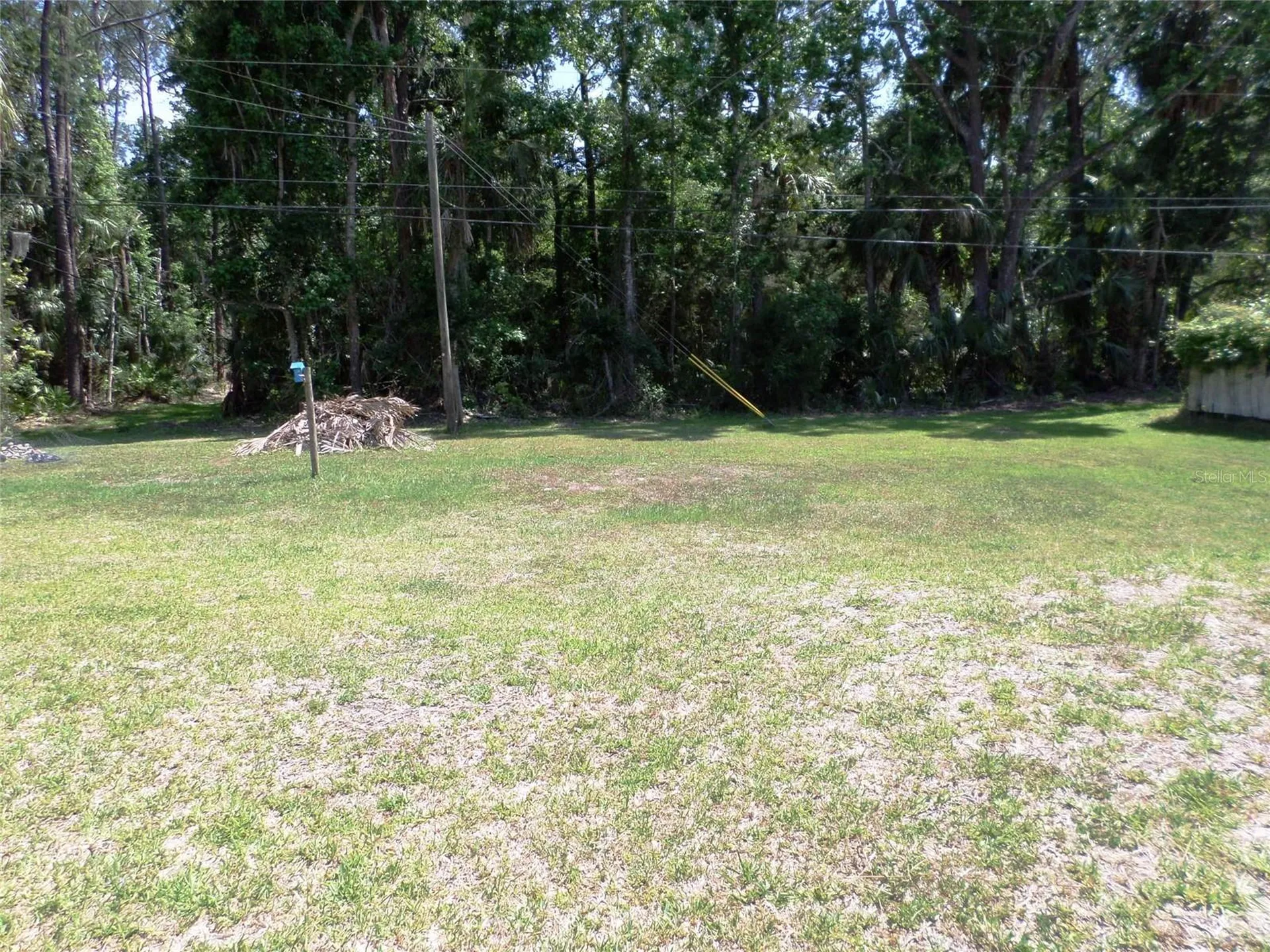 6005 Highway 40 W Yankeetown FL 34498