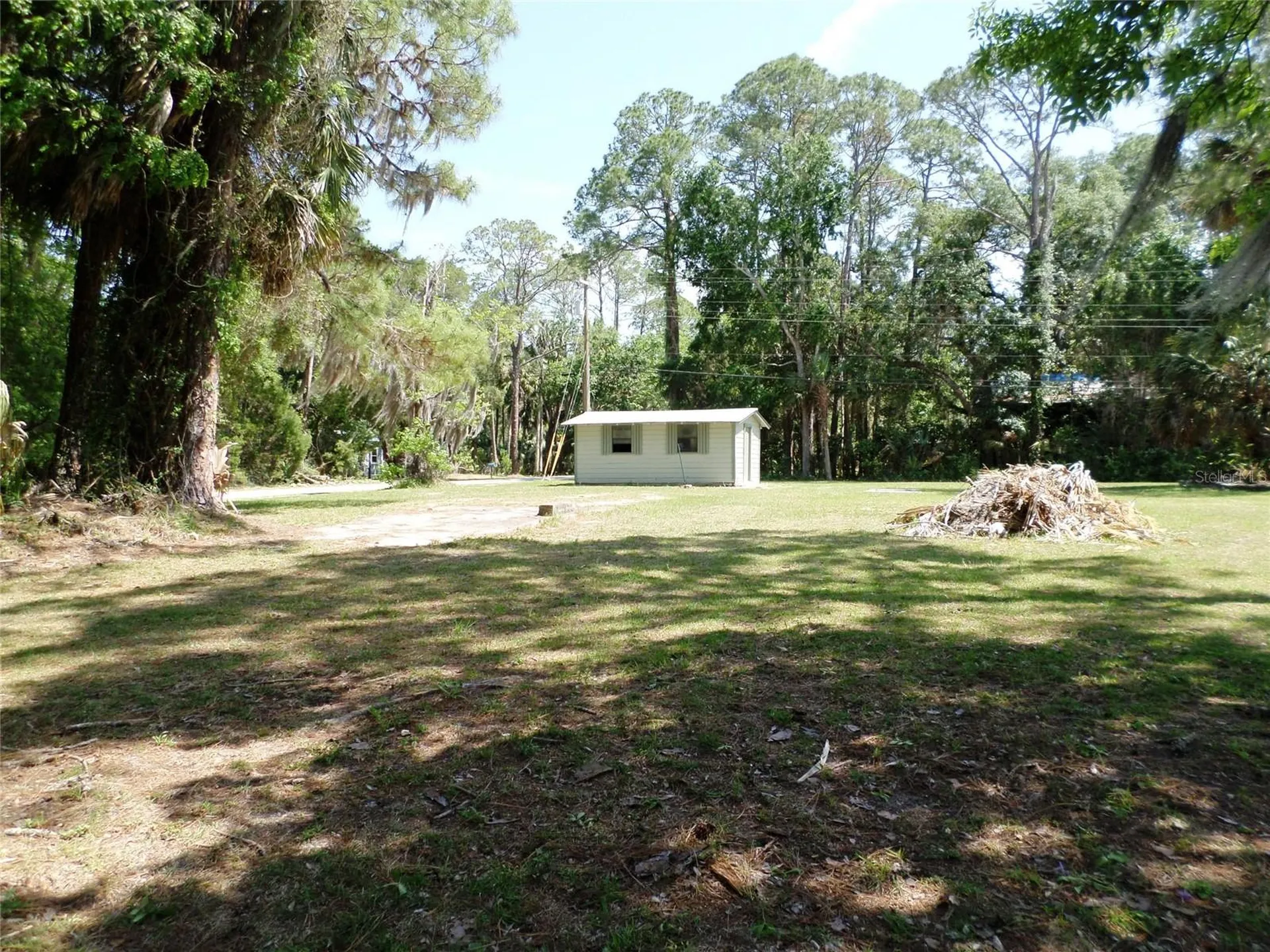 6005 Highway 40 W Yankeetown FL 34498