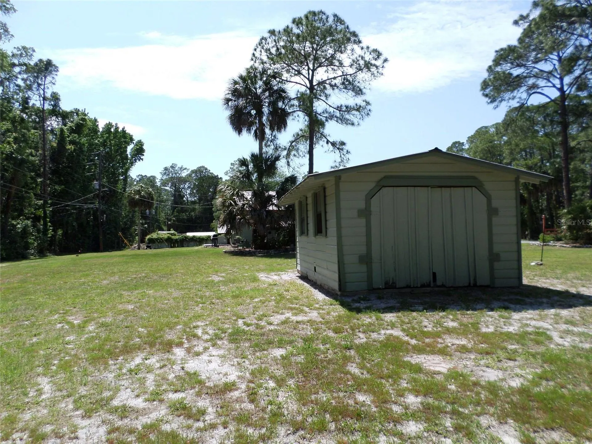 6005 Highway 40 W Yankeetown FL 34498