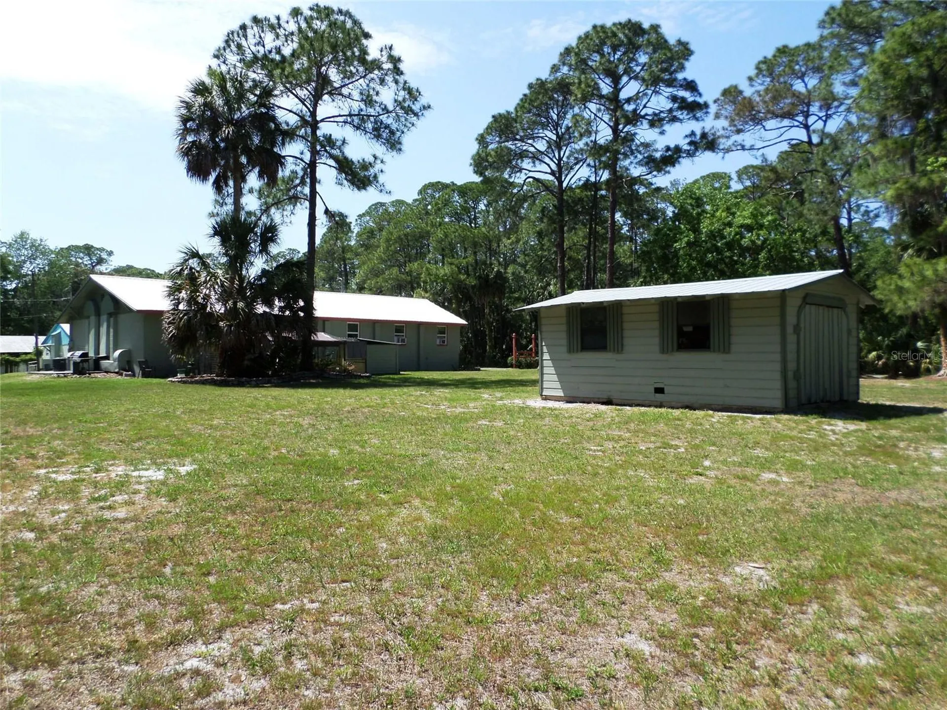 6005 Highway 40 W Yankeetown FL 34498