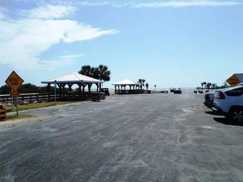 6005 Highway 40 W Yankeetown FL 34498