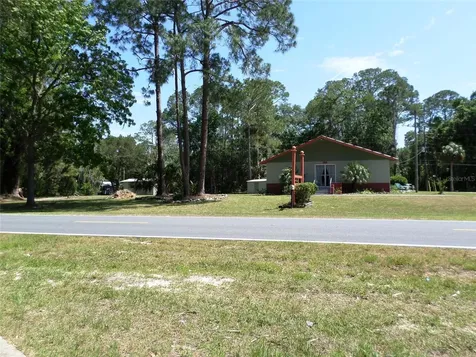 6005 Highway 40 W Yankeetown FL 34498
