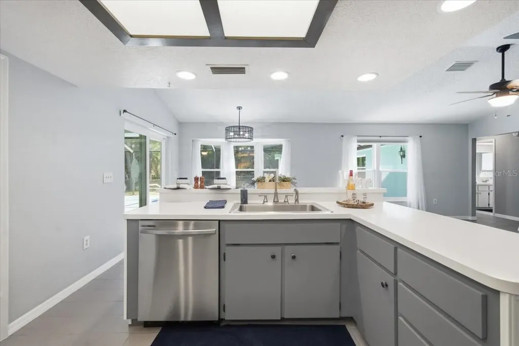 8370 Windridge Way Weeki Wachee FL 34613