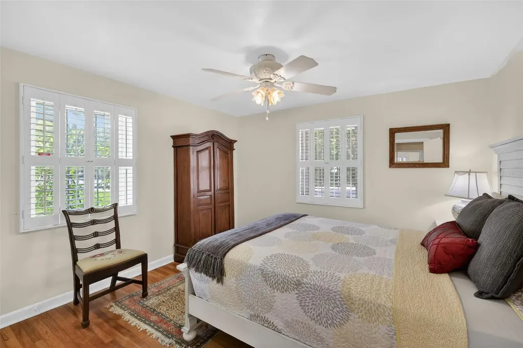 422 W 11th Avenue Mount Dora FL 32757