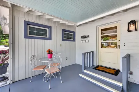 422 W 11th Avenue Mount Dora FL 32757