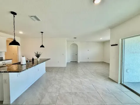 9098 Forge Breeze Loop Wesley Chapel FL 33545