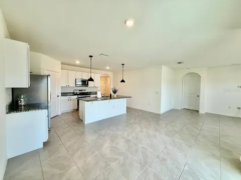 9098 Forge Breeze Loop Wesley Chapel FL 33545