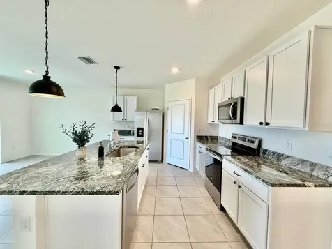 9098 Forge Breeze Loop Wesley Chapel FL 33545