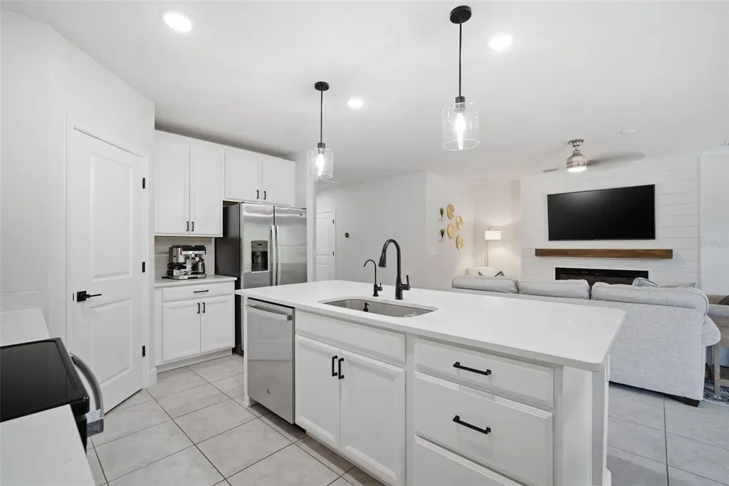 10325 Gliding Eagle Way Land O Lakes FL 34638
