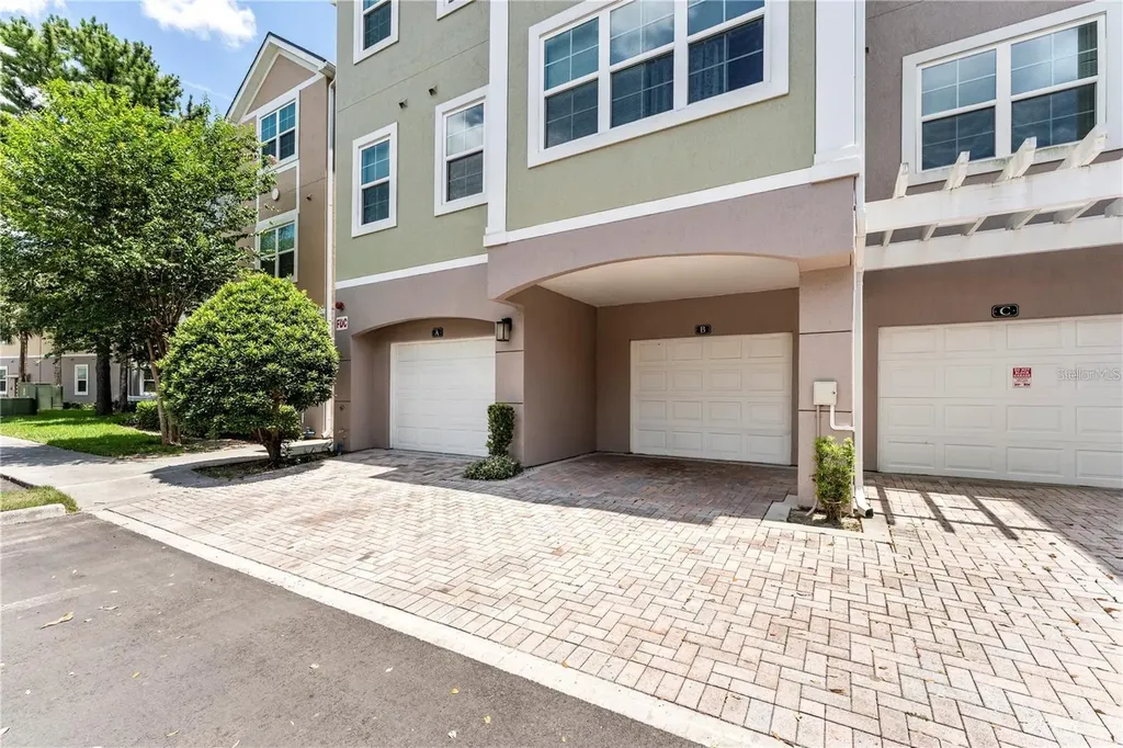 3384 Corona Village Way Orlando FL 32835