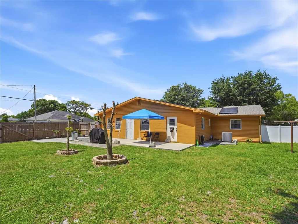 1423 Louisiana Avenue St Cloud FL 34769