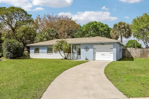 2145 5th Street Vero Beach FL 32962