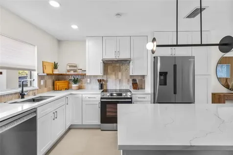 3330 Gulf Of Mexico Drive Longboat Key FL 34228