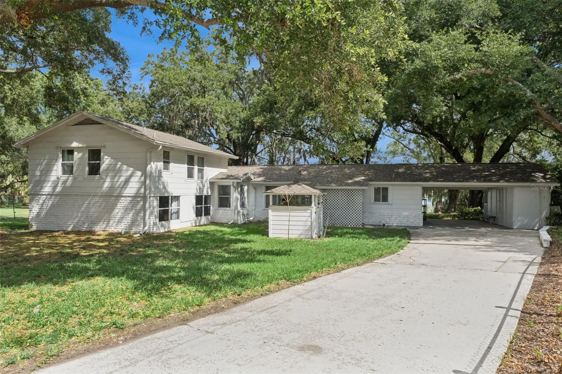4111 Lake Lockhart Drive Orlando FL 32810