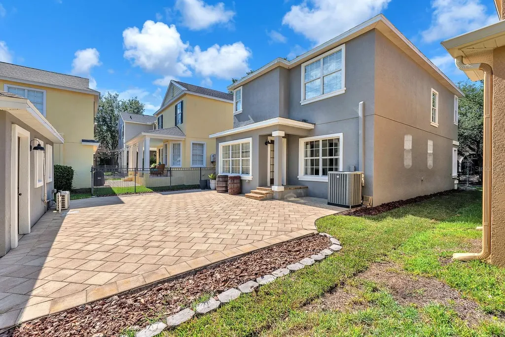 16108 Loneoak View Drive Lithia FL 33547