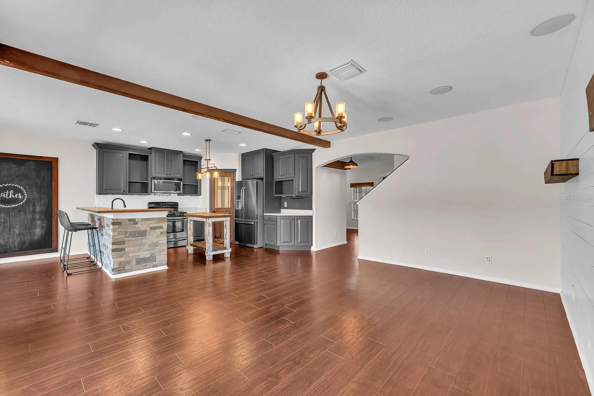 16108 Loneoak View Drive Lithia FL 33547
