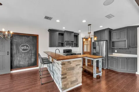 16108 Loneoak View Drive Lithia FL 33547