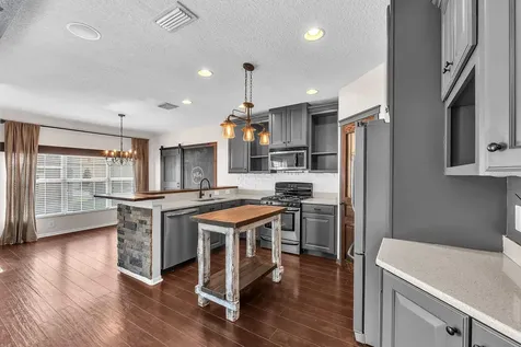 16108 Loneoak View Drive Lithia FL 33547
