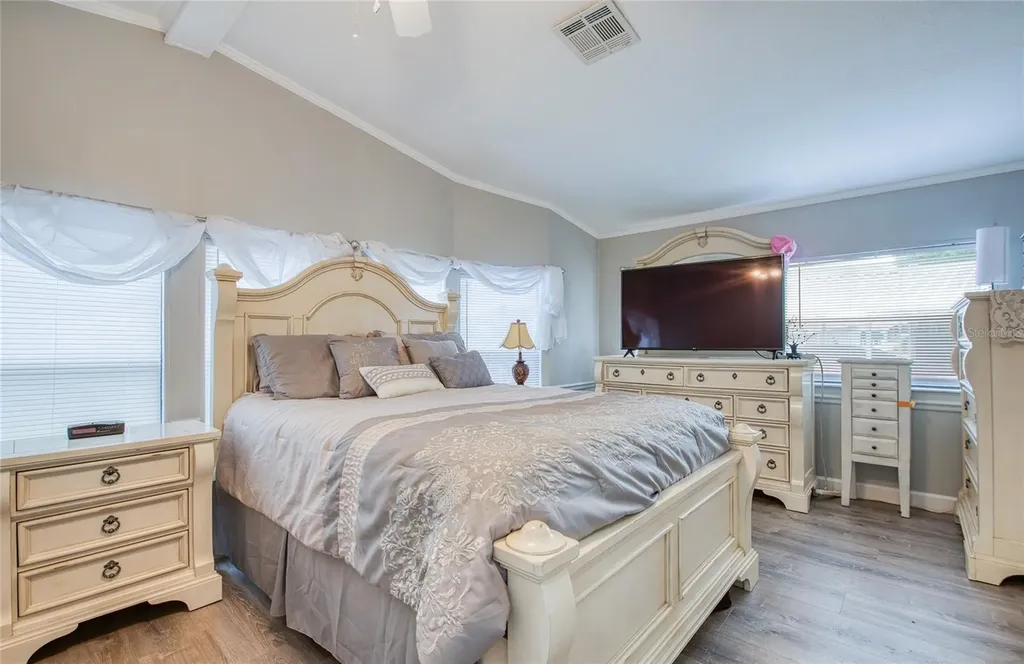 417 Dolphin Drive S Oldsmar FL 34677