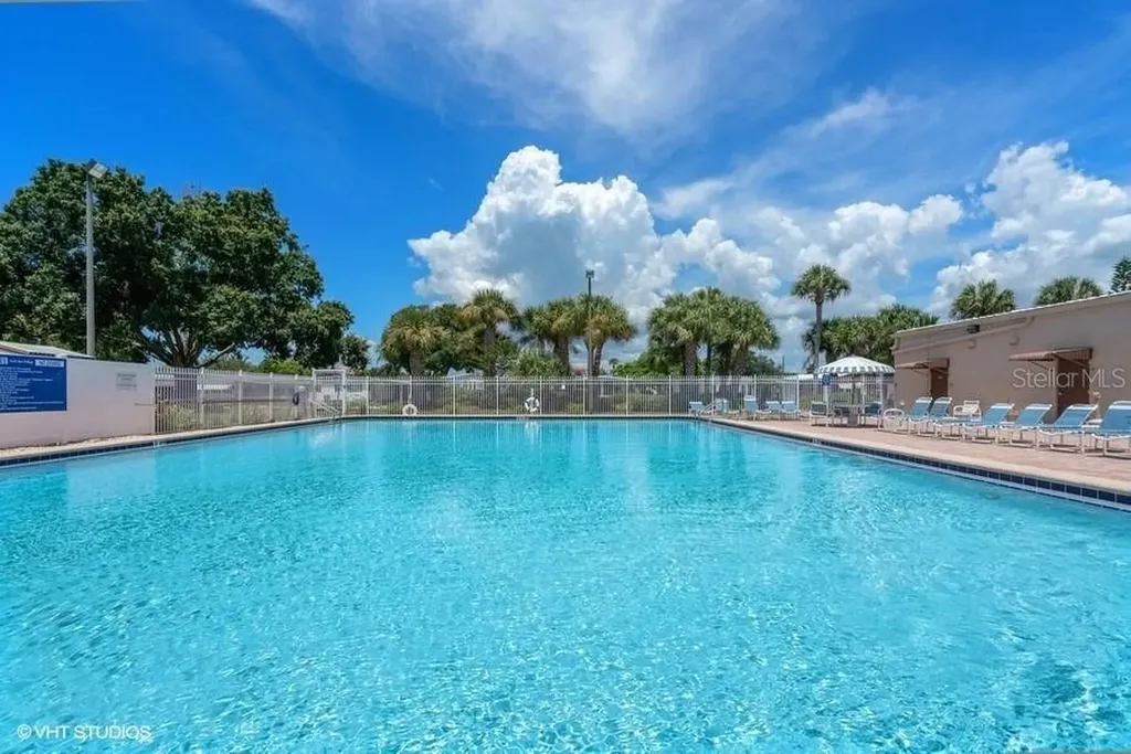 417 Dolphin Drive S Oldsmar FL 34677