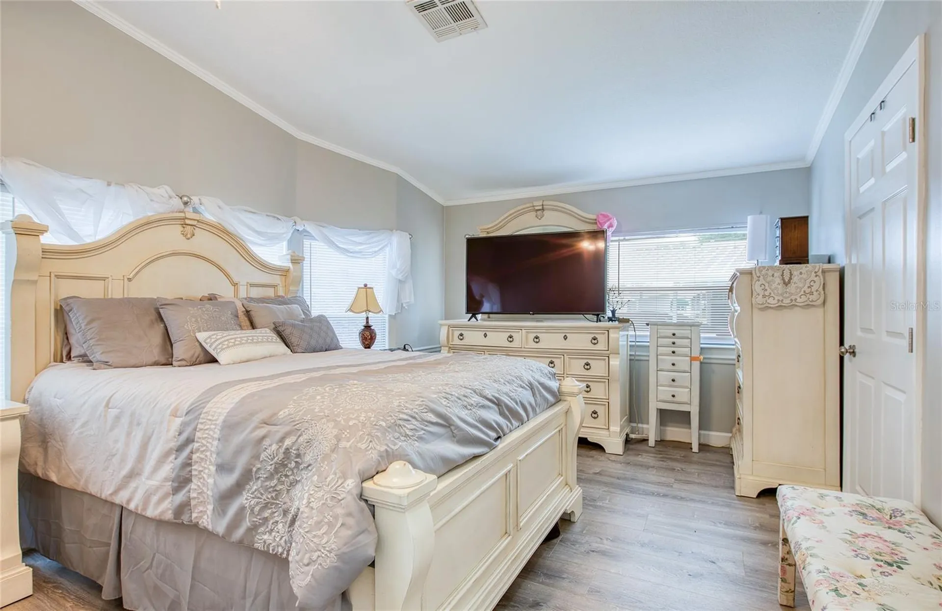 417 Dolphin Drive S Oldsmar FL 34677