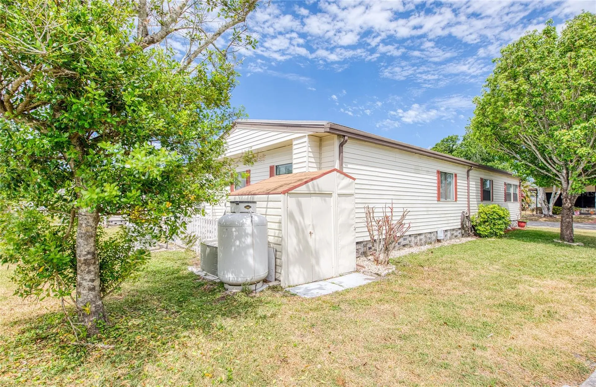 417 Dolphin Drive S Oldsmar FL 34677