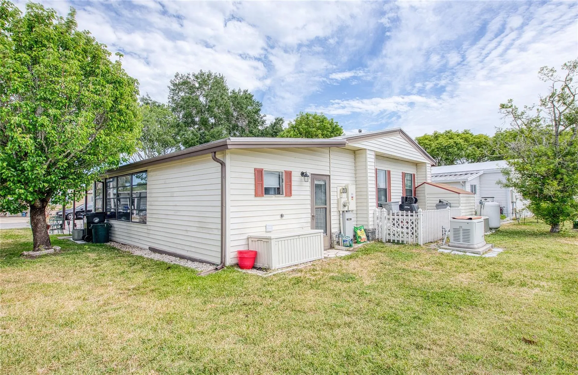 417 Dolphin Drive S Oldsmar FL 34677