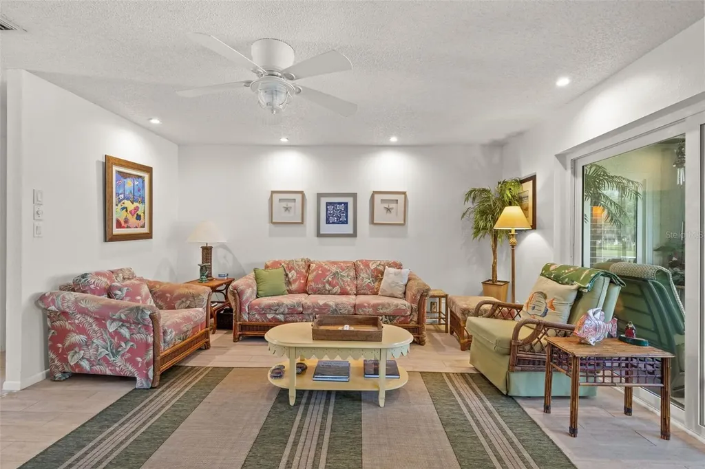 140 Ashley Lane Oldsmar FL 34677