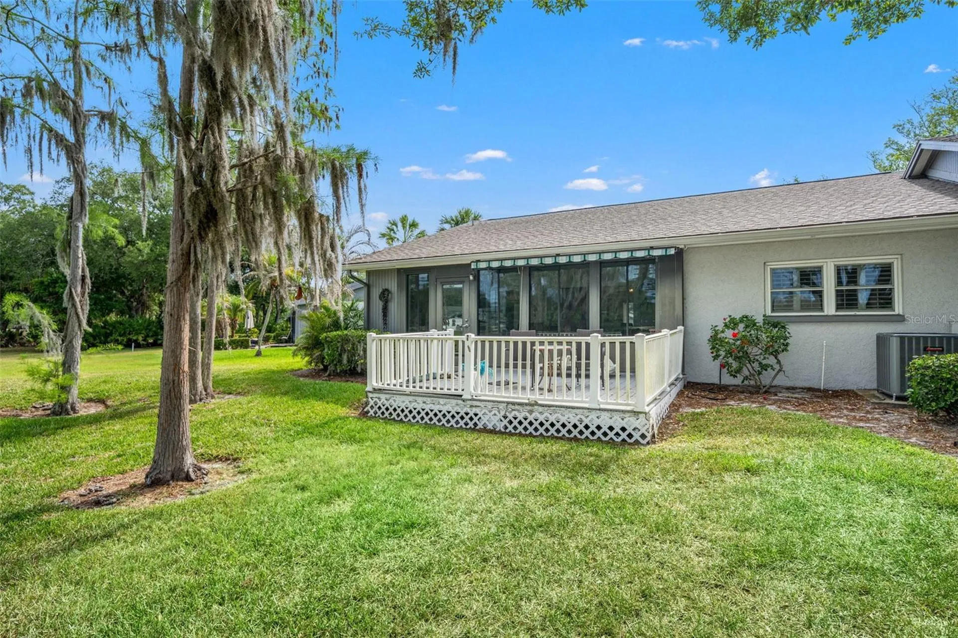 140 Ashley Lane Oldsmar FL 34677