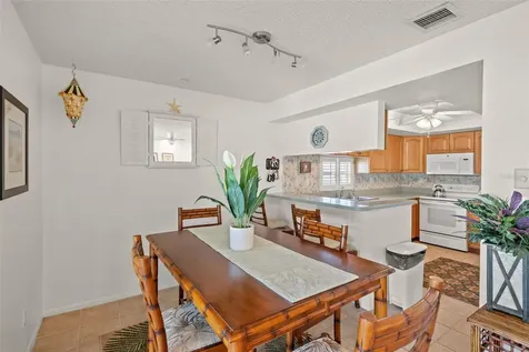 140 Ashley Lane Oldsmar FL 34677