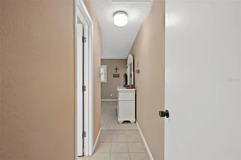 140 Ashley Lane Oldsmar FL 34677