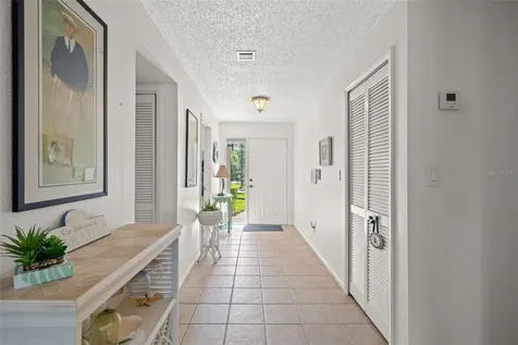 140 Ashley Lane Oldsmar FL 34677
