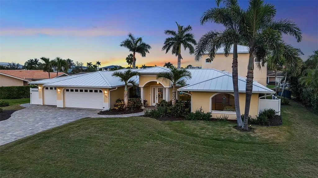 524 Hornblower Lane Longboat Key FL 34228