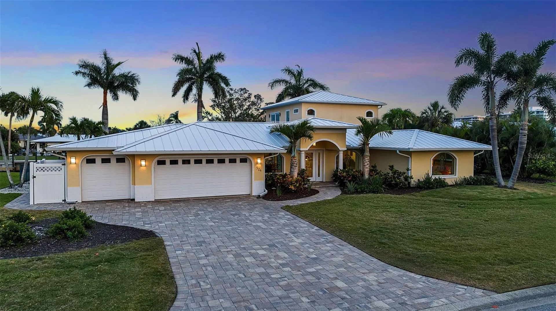 524 Hornblower Lane Longboat Key FL 34228