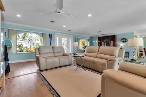 524 Hornblower Lane Longboat Key FL 34228