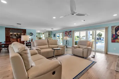 524 Hornblower Lane Longboat Key FL 34228