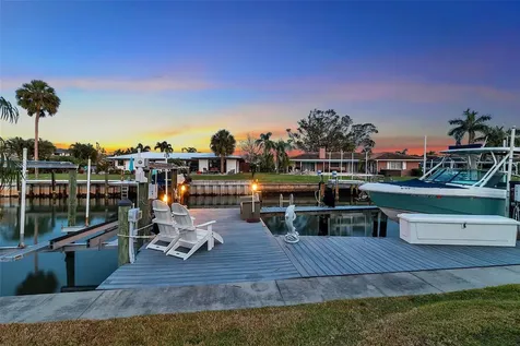 524 Hornblower Lane Longboat Key FL 34228