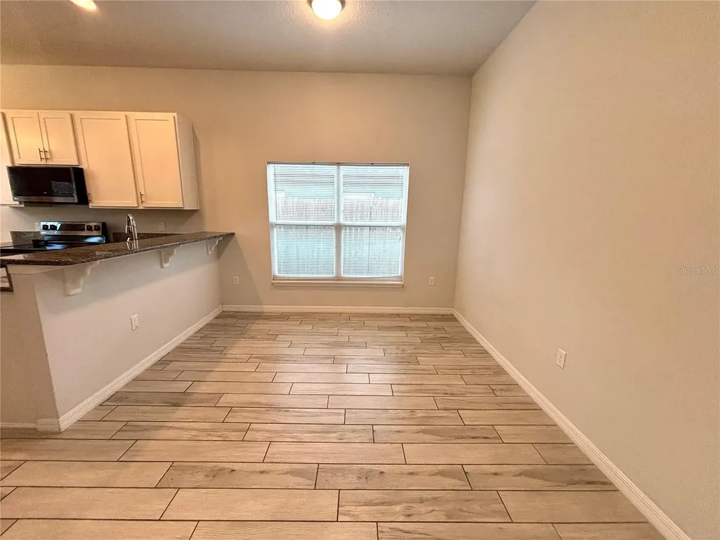 1214 Lake Blue Circle Apopka FL 32703