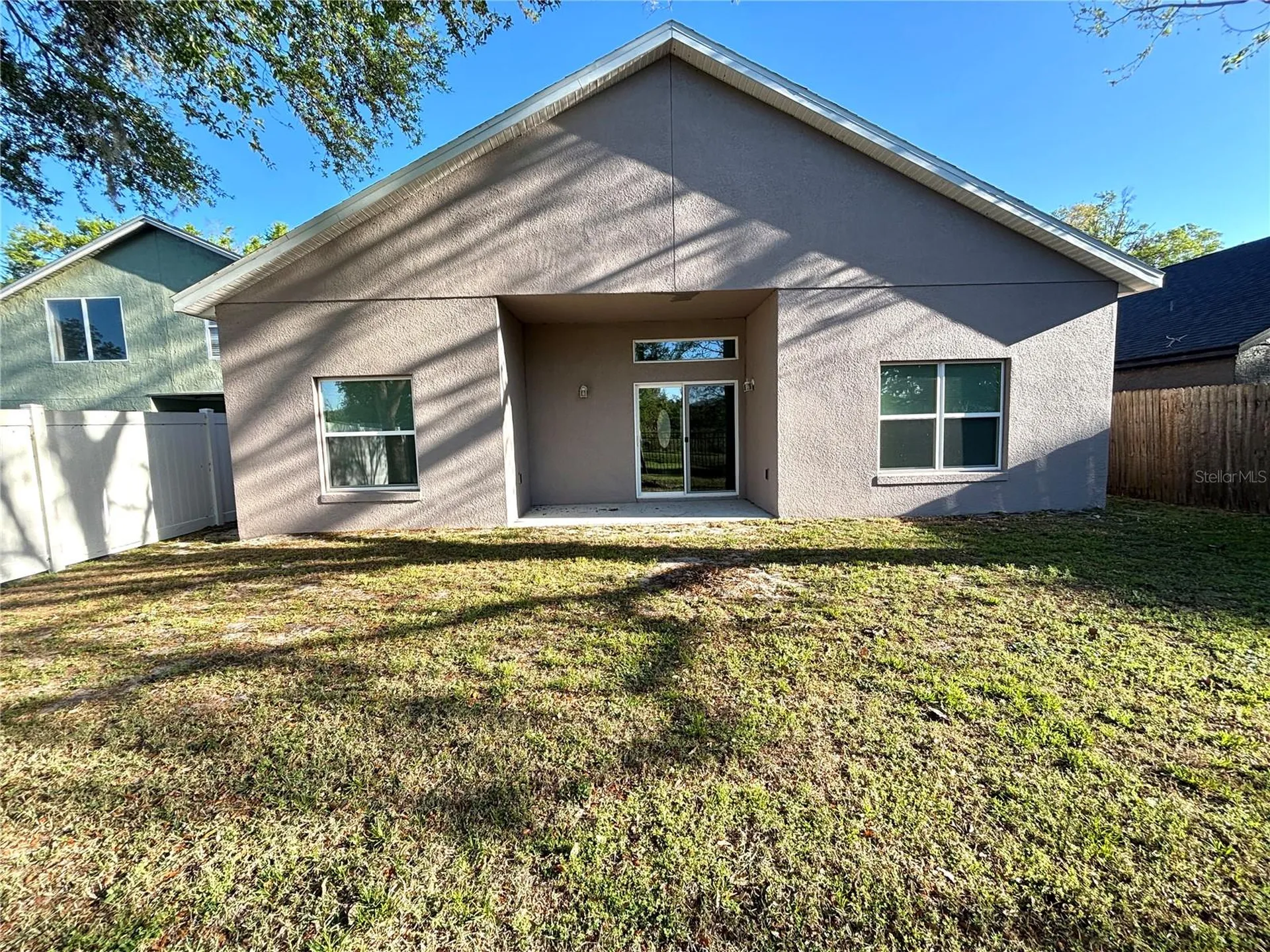 1214 Lake Blue Circle Apopka FL 32703