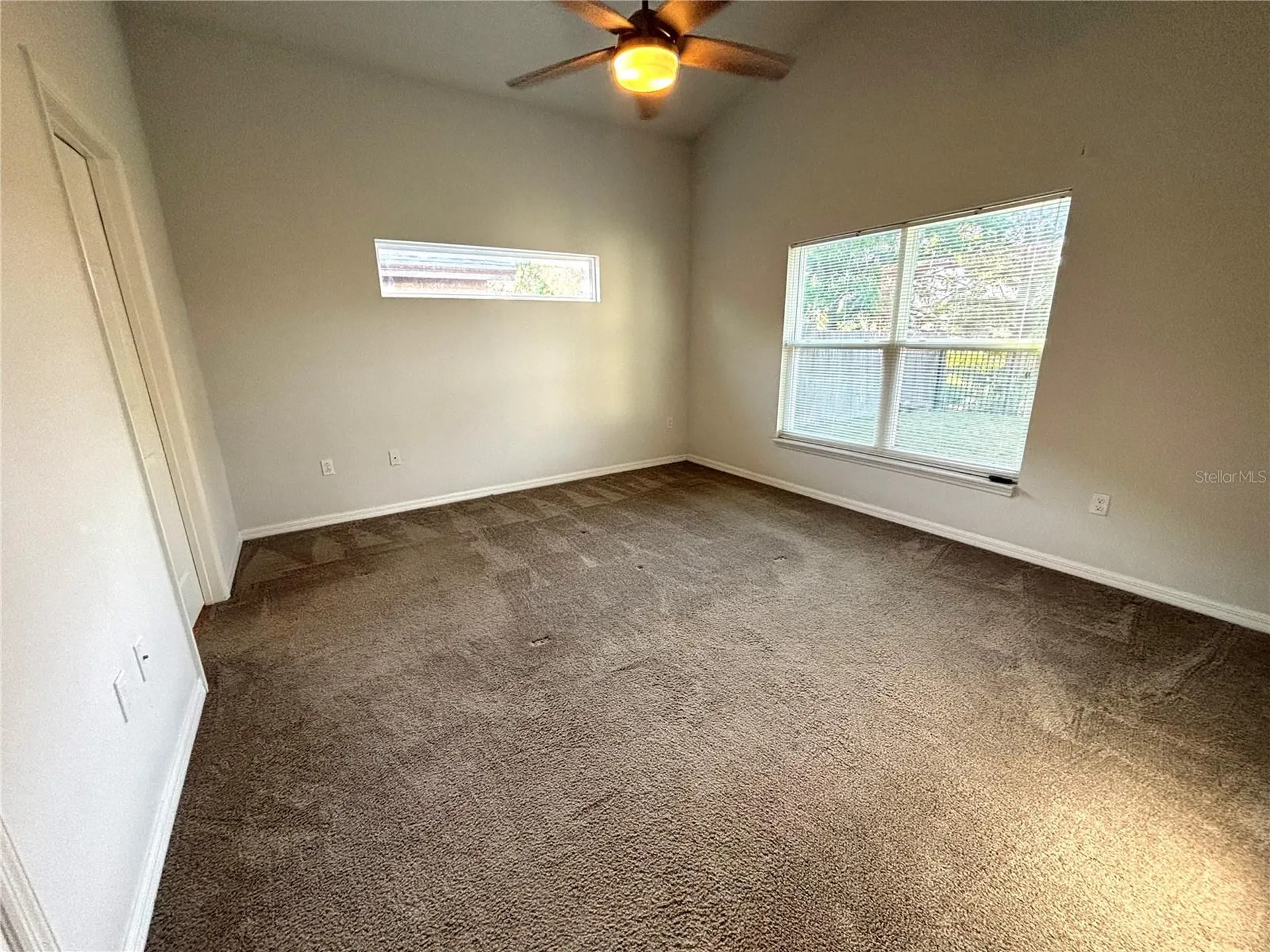 1214 Lake Blue Circle Apopka FL 32703