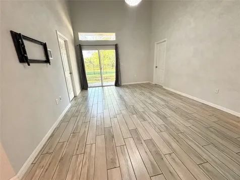 1214 Lake Blue Circle Apopka FL 32703